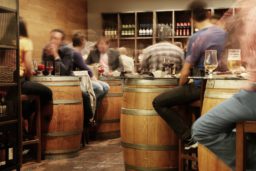 restaurant-alcohol-bar-drinks (1)